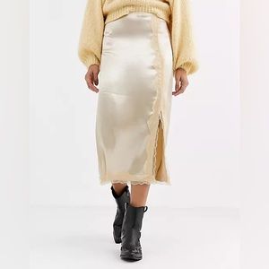 Moon River Lace Detail Ivory Midi Skirt